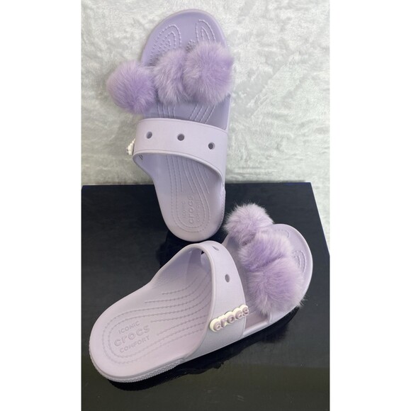 CROCS Iconic Comfort Womens Sandal Slide Purple Removeable Puff Balls Size 7 NEW - Picture 2 of 8